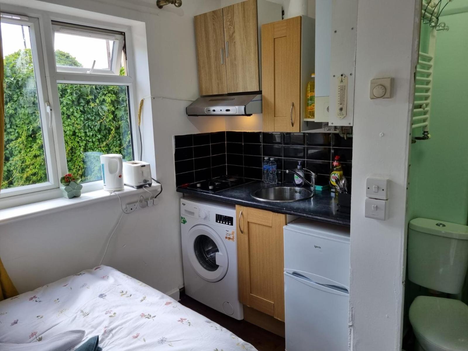 Cosy, Quiet, Flat Isleworth